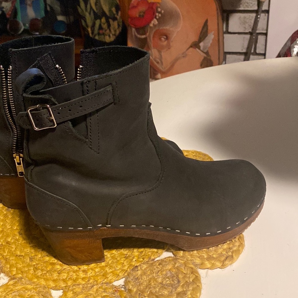 SANDGRENS Manhattan Nubuck Leather Clog 40 platform zippered leather bootie
